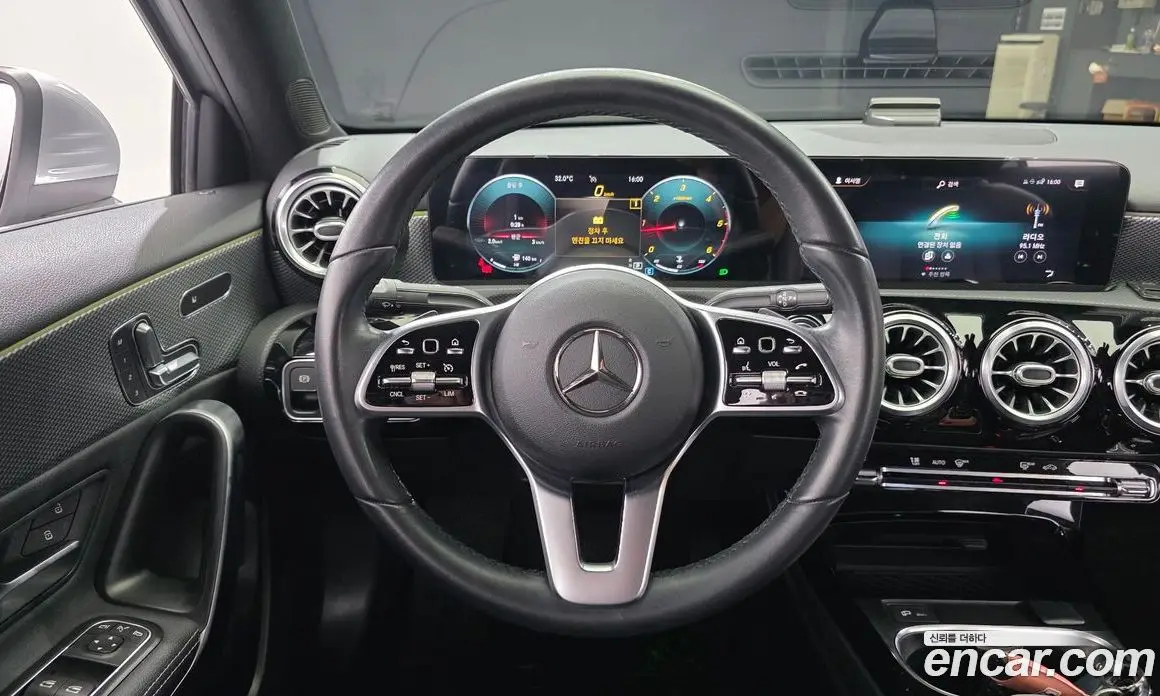 Mercedes-Benz A-Class 2021 1.9 автомат (гидро), фото 12