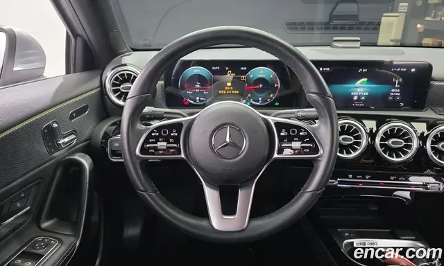 Mercedes-Benz A-Class 2021 1.9 автомат (гидро), миниатюра 12