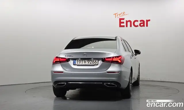 Mercedes-Benz A-Class 2021 1.9 автомат (гидро), миниатюра 4