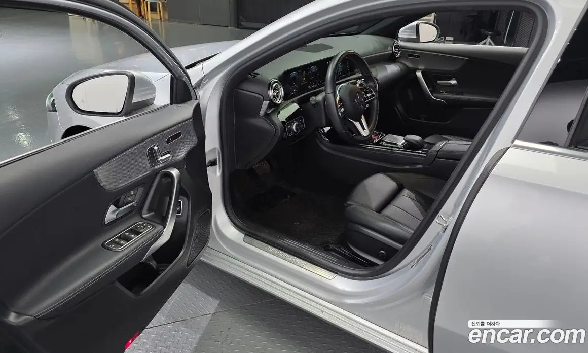 Mercedes-Benz A-Class 2021 1.9 автомат (гидро), фото 10