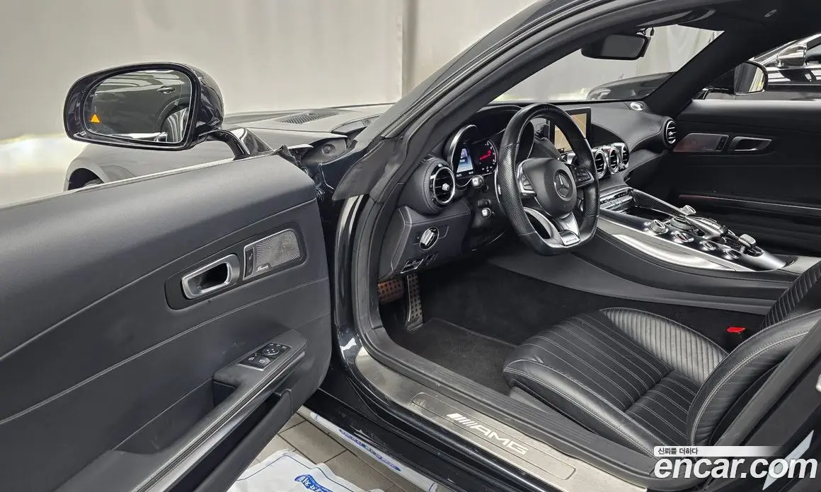 Mercedes-Benz AMG GT 2016 4.0 автомат (гидро), фото 10 Mercedes-Benz AMG GT 2016 4.0 автомат (гидро), фото 10