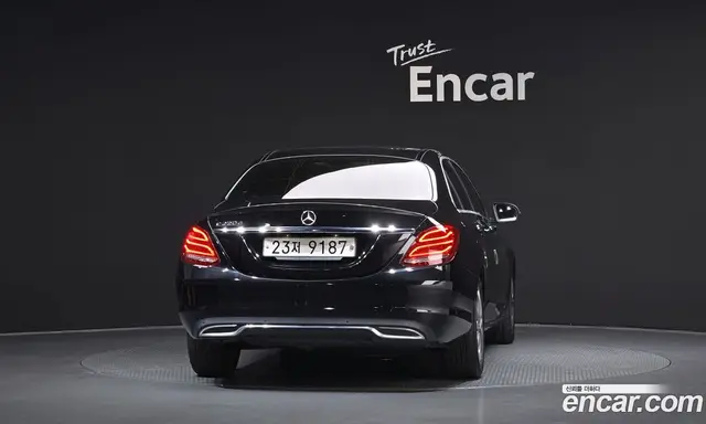 Mercedes-Benz C-Class 2017 2.1 автомат (гидро), миниатюра 4 Mercedes-Benz C-Class 2017 2.1 автомат (гидро), миниатюра 4
