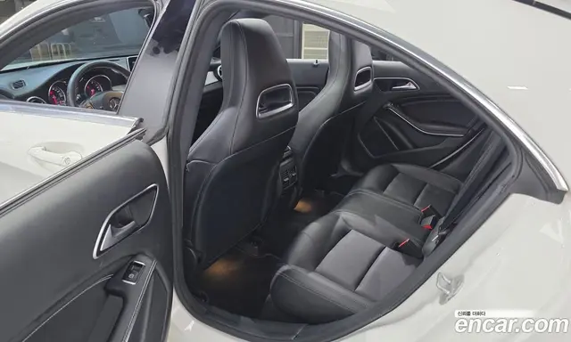 Mercedes-Benz CLA-Class 2016 2.0 автомат (гидро), миниатюра 11 Mercedes-Benz CLA-Class 2016 2.0 автомат (гидро), миниатюра 11