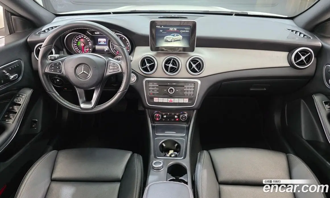 Mercedes-Benz CLA-Class 2016 2.0 автомат (гидро), фото 7 Mercedes-Benz CLA-Class 2016 2.0 автомат (гидро), фото 7