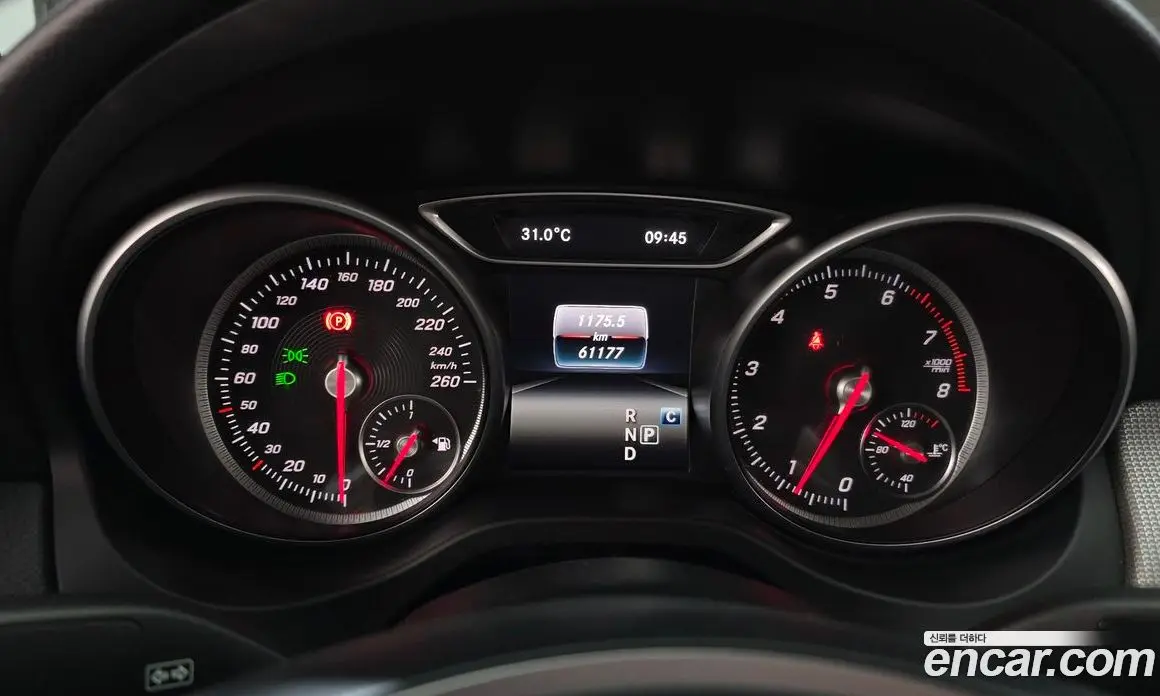 Mercedes-Benz CLA-Class 2016 2.0 автомат (гидро), фото 8 Mercedes-Benz CLA-Class 2016 2.0 автомат (гидро), фото 8