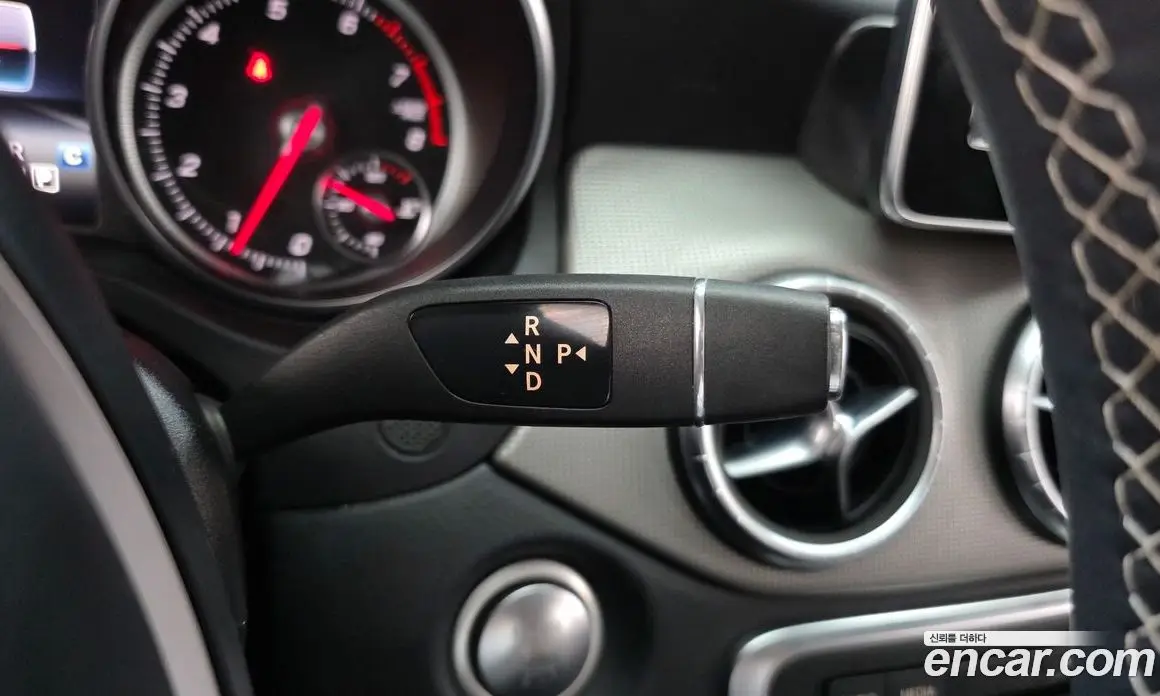 Mercedes-Benz CLA-Class 2016 2.0 автомат (гидро), фото 9 Mercedes-Benz CLA-Class 2016 2.0 автомат (гидро), фото 9