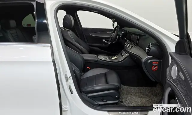 Mercedes-Benz E-Class 2021 2.0 автомат (гидро), миниатюра 11