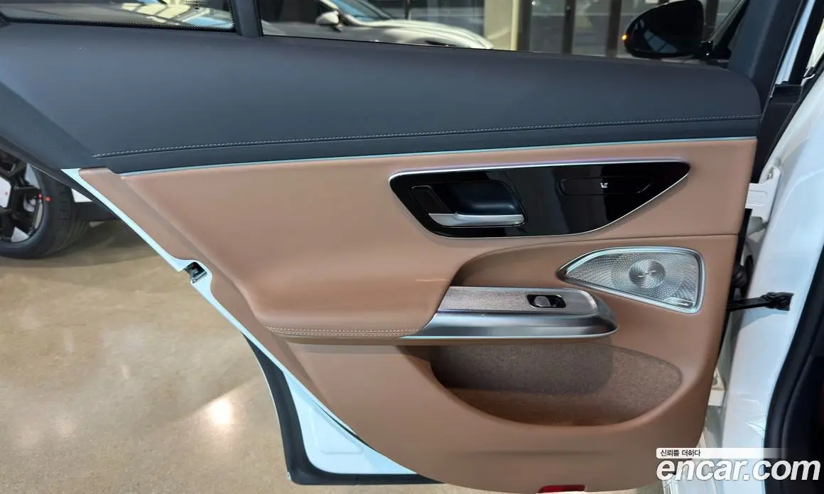 Mercedes-Benz E-Class 2024 3.0 автомат (гидро), фото 17