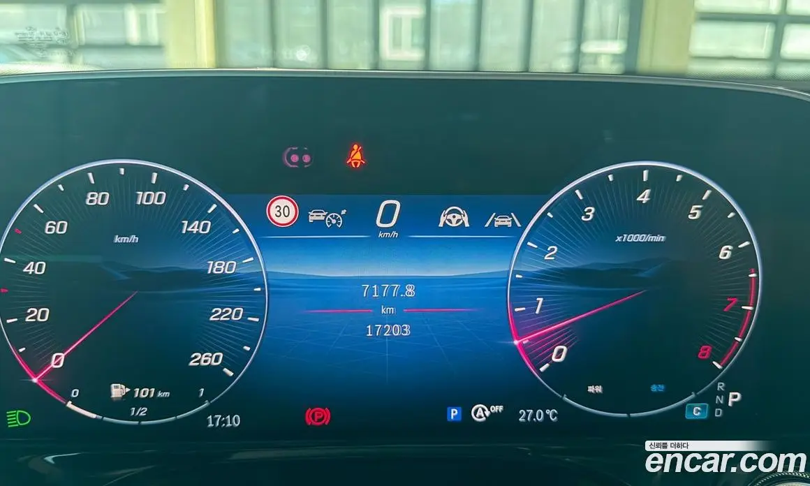 Mercedes-Benz E-Class 2024 3.0 автомат (гидро), фото 8