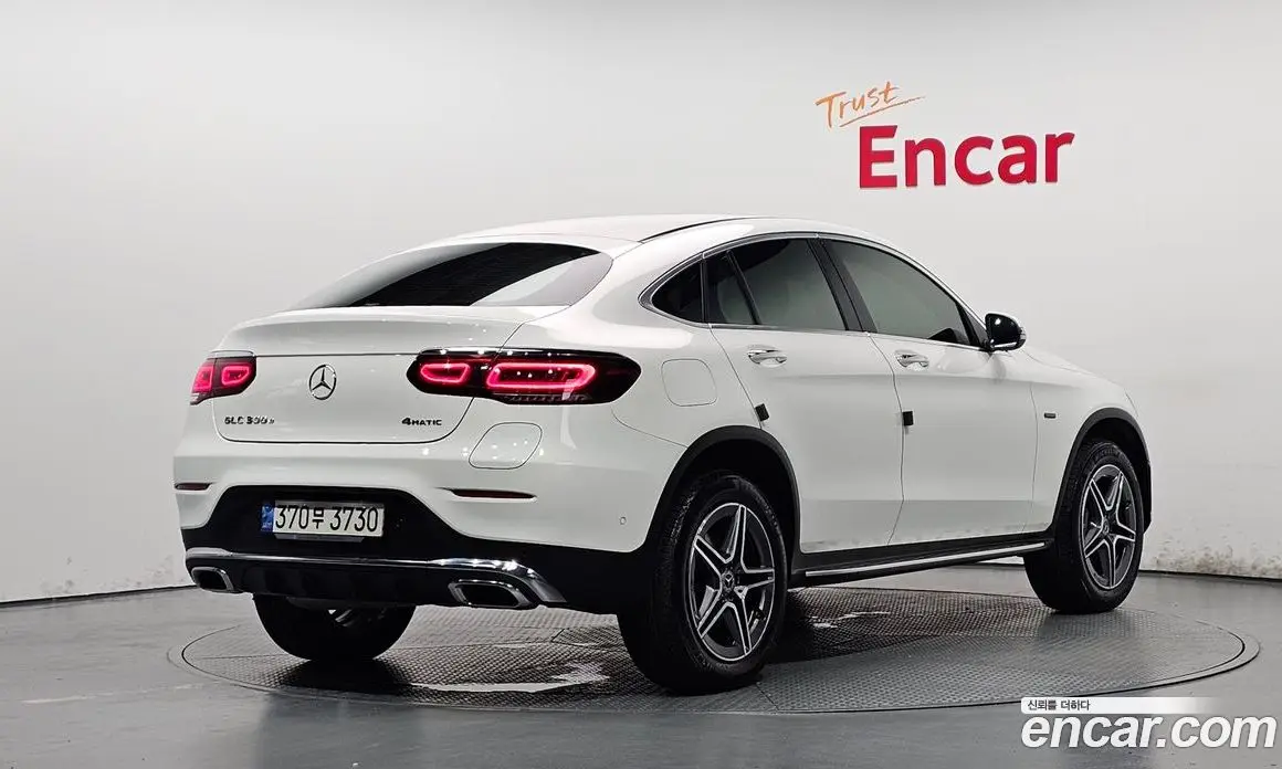 Mercedes-Benz GLC-Class 2021 2.0 автомат (гидро), фото 2 Mercedes-Benz GLC-Class 2021 2.0 автомат (гидро), фото 2