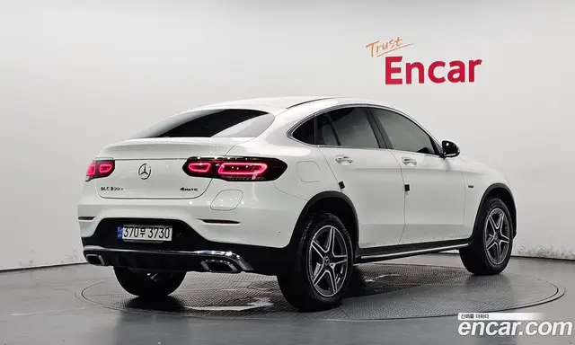 Mercedes-Benz GLC-Class 2021 2.0 автомат (гидро), миниатюра 2 Mercedes-Benz GLC-Class 2021 2.0 автомат (гидро), миниатюра 2