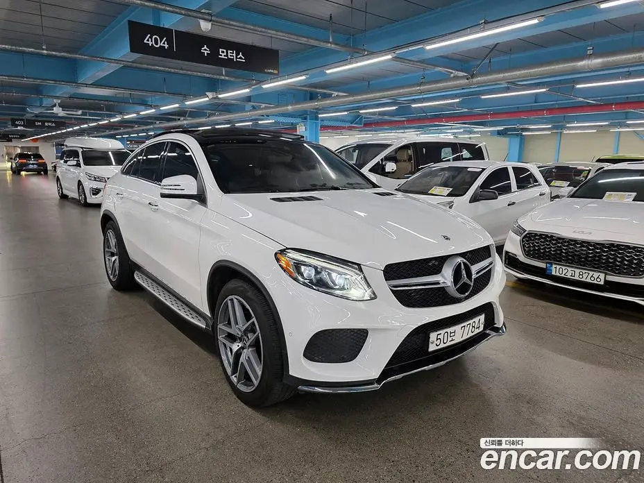 Mercedes-Benz GLE-Class 2018 3.0 автомат (гидро), фото 20 Mercedes-Benz GLE-Class 2018 3.0 автомат (гидро), фото 20