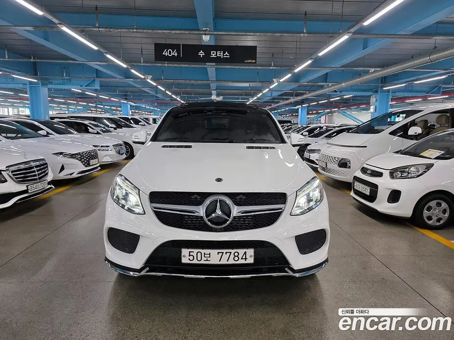 Mercedes-Benz GLE-Class 2018 3.0 автомат (гидро), фото 3 Mercedes-Benz GLE-Class 2018 3.0 автомат (гидро), фото 3