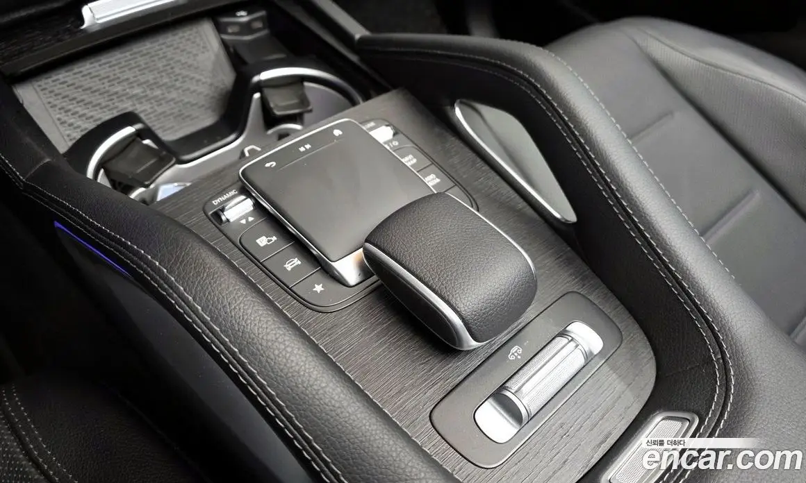 Mercedes-Benz GLE-Class 2024 3.0 автомат (гидро), фото 18