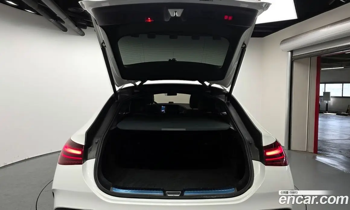 Mercedes-Benz GLE-Class 2024 3.0 автомат (гидро), фото 20