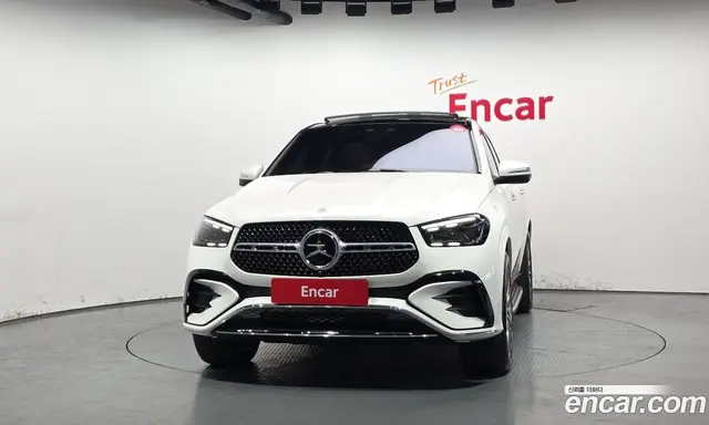 Mercedes-Benz GLE-Class 2024 3.0 автомат (гидро), миниатюра 3
