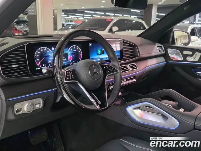 Mercedes-Benz GLE-Class 2026 3.0 автомат (гидро), миниатюра 11