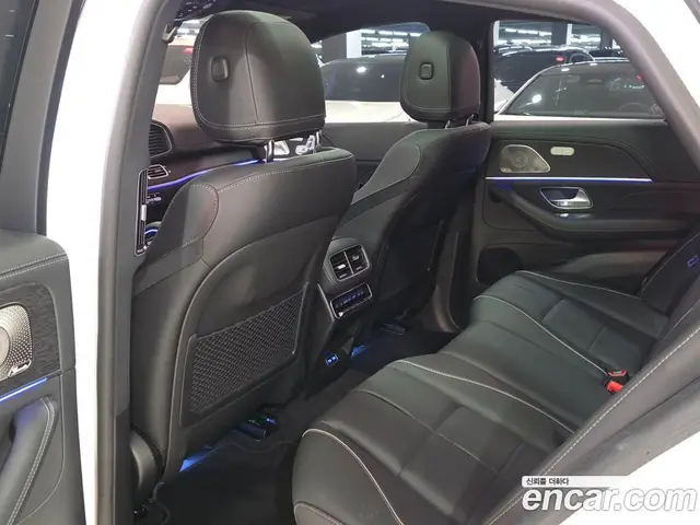 Mercedes-Benz GLE-Class 2026 3.0 автомат (гидро), миниатюра 12
