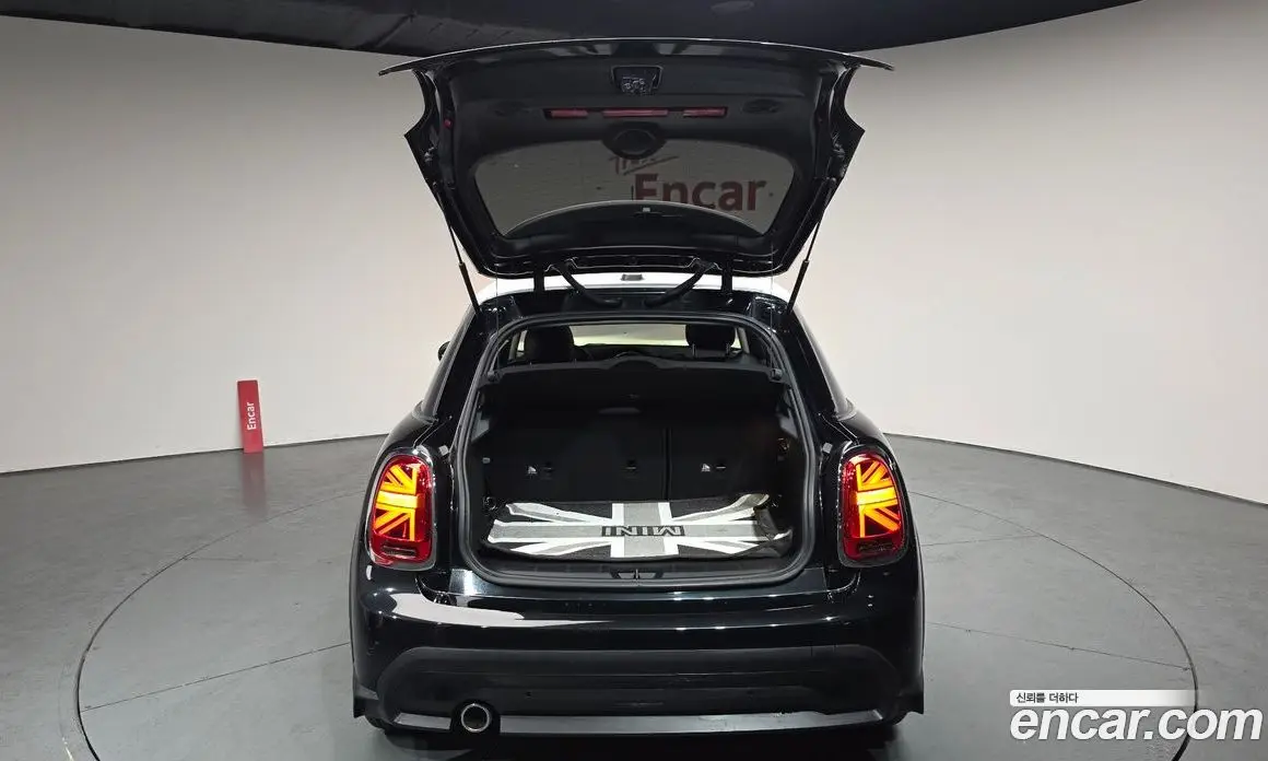 Mini Cooper 2022 1.5 автомат (гидро), фото 19
