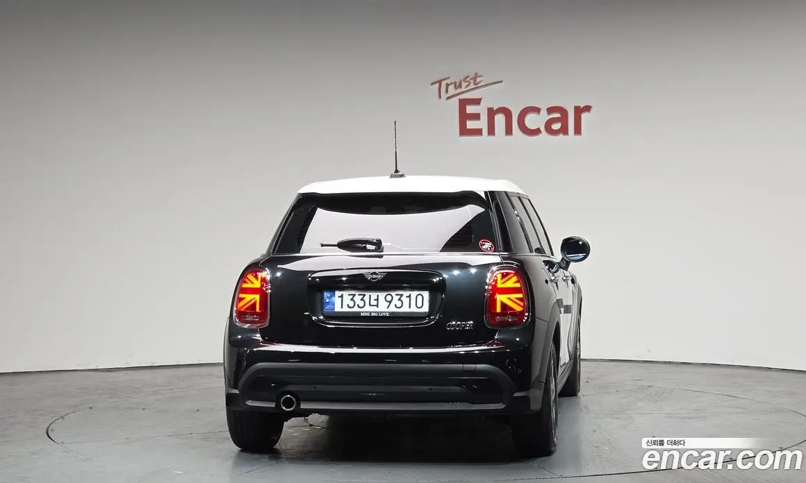 Mini Cooper 2022 1.5 автомат (гидро), фото 3