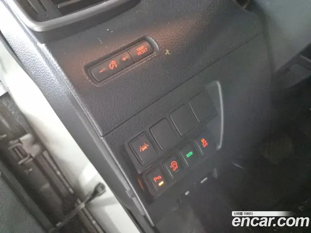 Nissan Qashqai 2016 1.6 автомат (гидро), миниатюра 12