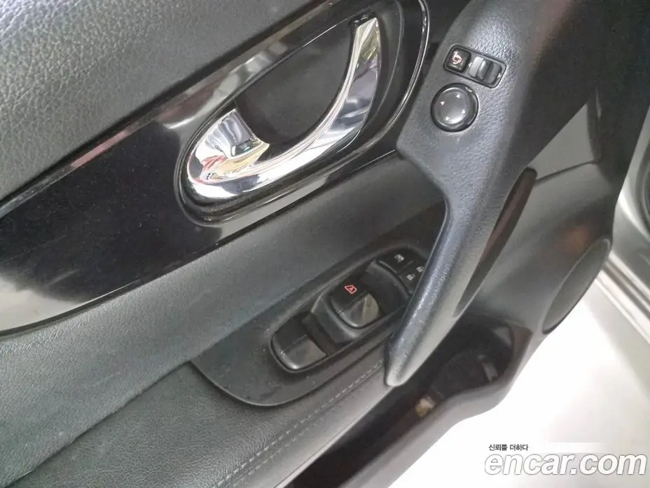 Nissan Qashqai 2016 1.6 автомат (гидро), фото 14