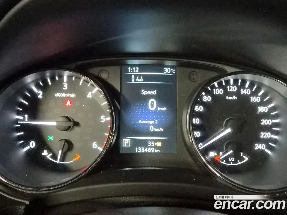 Nissan Qashqai 2016 1.6 автомат (гидро), фото 10