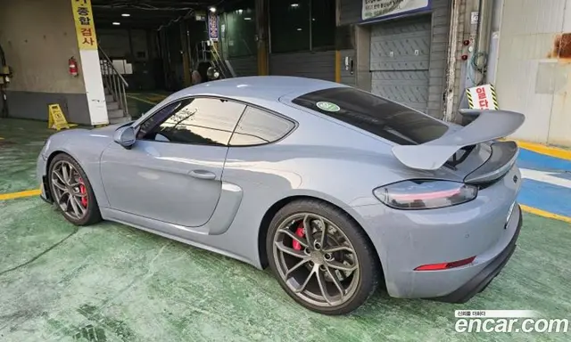 Porsche 718 2023 4.0 автомат (гидро), миниатюра 3 Porsche 718 2023 4.0 автомат (гидро), миниатюра 3