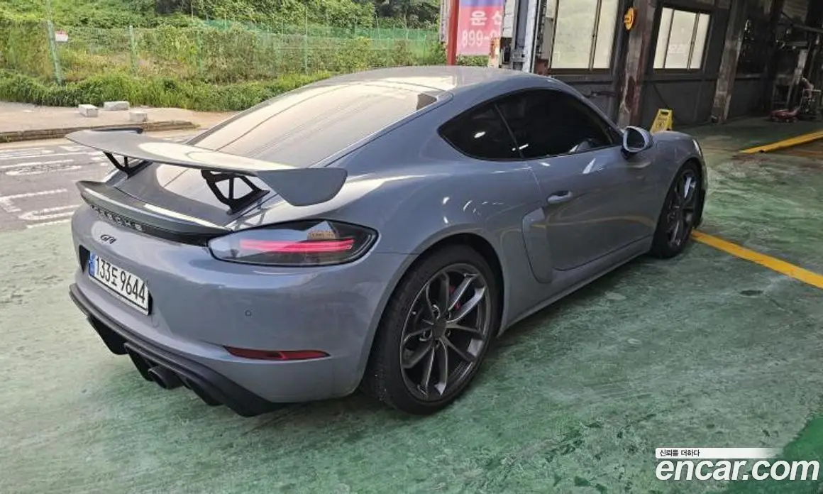 Porsche 718 2023 4.0 автомат (гидро), фото 5 Porsche 718 2023 4.0 автомат (гидро), фото 5
