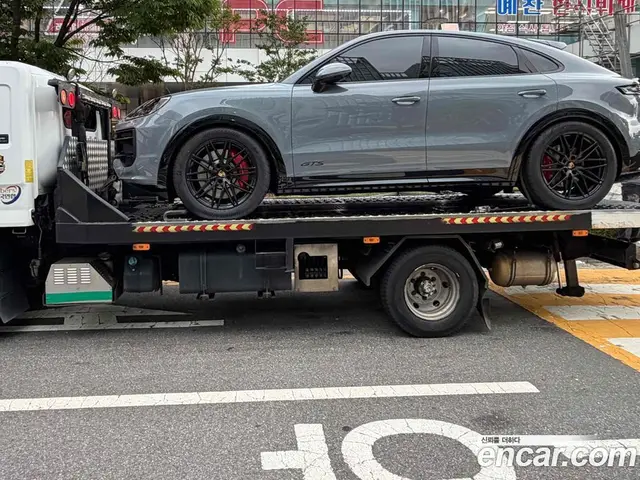 Porsche Cayenne 2026 4.0 автомат (гидро), миниатюра 3