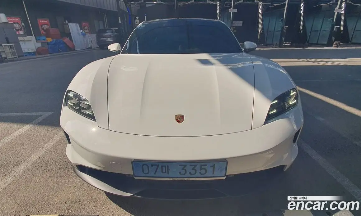 Porsche Taycan 2025 автомат (гидро), фото 3