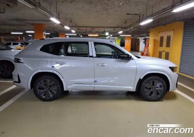 Renault (Samsung) Grand Koleos 2026 1.5 автомат (гидро), миниатюра 11 Renault (Samsung) Grand Koleos 2026 1.5 автомат (гидро), миниатюра 11