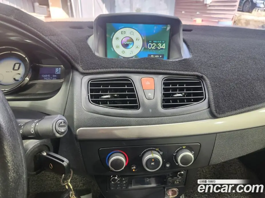 Renault (Samsung) SM3 2014 1.6 автомат (гидро), фото 11 Renault (Samsung) SM3 2014 1.6 автомат (гидро), фото 11