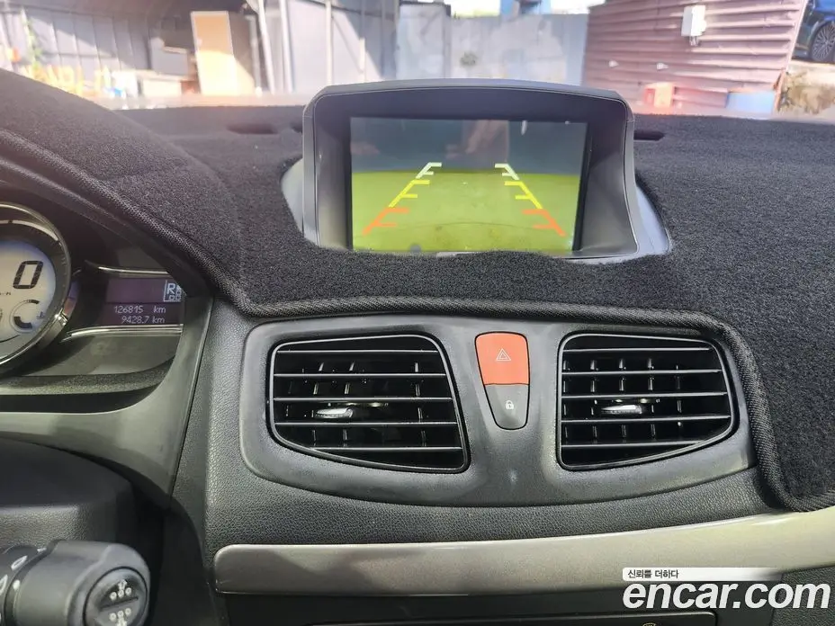 Renault (Samsung) SM3 2014 1.6 автомат (гидро), фото 15 Renault (Samsung) SM3 2014 1.6 автомат (гидро), фото 15