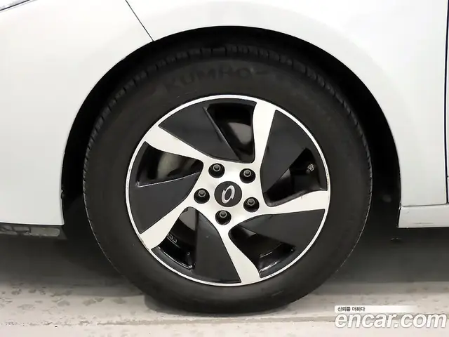 Renault (Samsung) SM3 2017 автомат (гидро), миниатюра 5 Renault (Samsung) SM3 2017 автомат (гидро), миниатюра 5