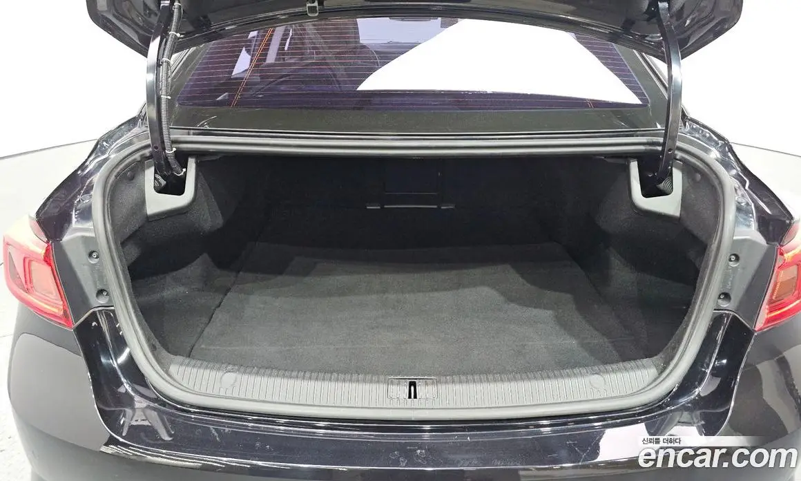 Renault (Samsung) SM6 2017 2.0 автомат (гидро), фото 20 Renault (Samsung) SM6 2017 2.0 автомат (гидро), фото 20