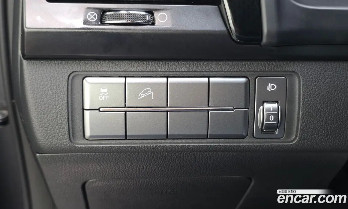 SsangYong Rexton 2019 2.2 автомат (гидро), фото 20 SsangYong Rexton 2019 2.2 автомат (гидро), фото 20