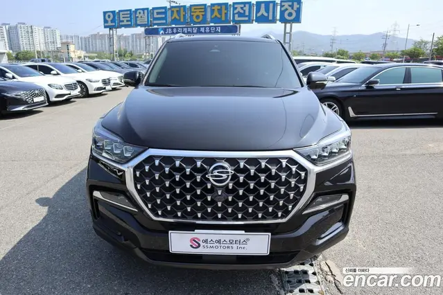 SsangYong Rexton 2021 2.2 автомат (гидро), миниатюра 3 SsangYong Rexton 2021 2.2 автомат (гидро), миниатюра 3