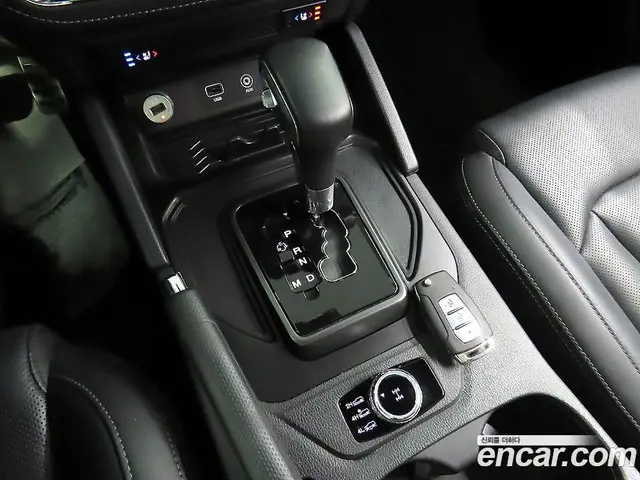 SsangYong Rexton 2021 2.2 автомат (гидро), миниатюра 9