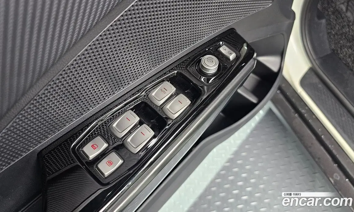 SsangYong TIBOLI 2016 1.6 автомат (гидро), фото 11