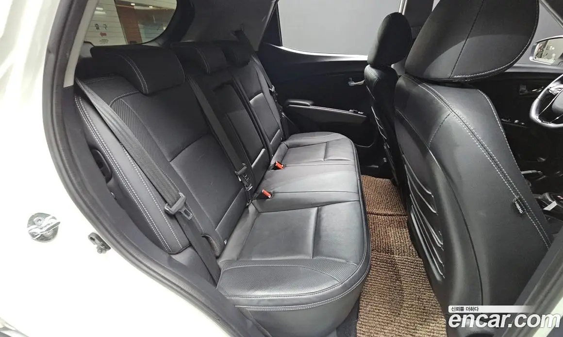 SsangYong TIBOLI 2017 1.6 автомат (гидро), фото 12