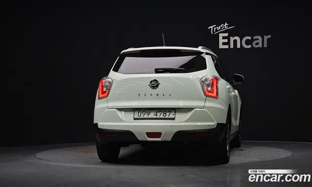 SsangYong TIBOLI 2017 1.6 автомат (гидро), миниатюра 4