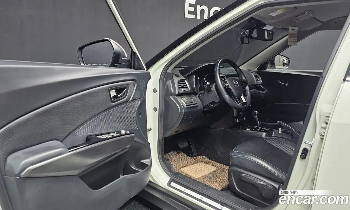 SsangYong TIBOLI 2017 1.6 автомат (гидро), фото 10