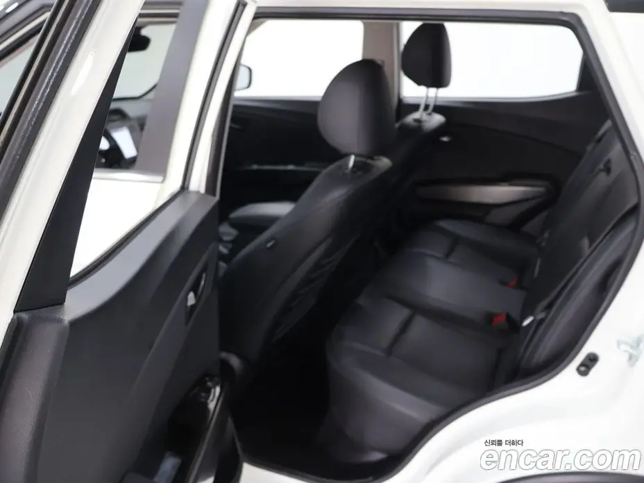 SsangYong TIBOLI 2023 1.6 автомат (гидро), фото 10 SsangYong TIBOLI 2023 1.6 автомат (гидро), фото 10
