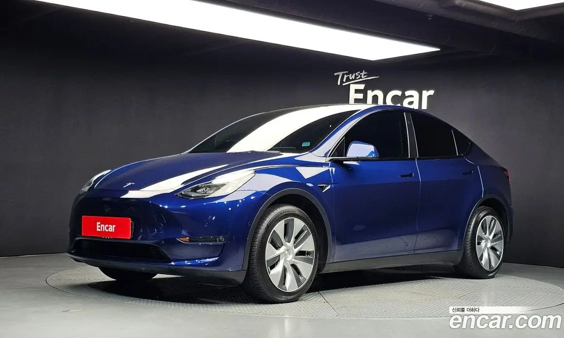 Tesla Model Y 2021 0.2 автомат (гидро), фото 1 Tesla Model Y 2021 0.2 автомат (гидро), фото 1