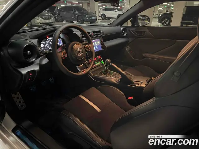 Toyota 86 2026 2.4 механика, миниатюра 10