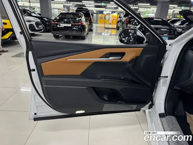Toyota Camry 2026 2.5 автомат (гидро), миниатюра 12