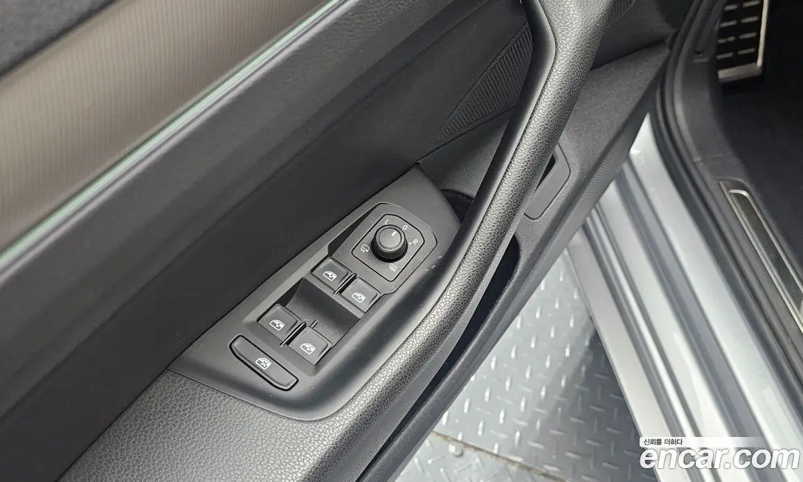 Volkswagen Arteon 2019 2.0 автомат (гидро), фото 17 Volkswagen Arteon 2019 2.0 автомат (гидро), фото 17