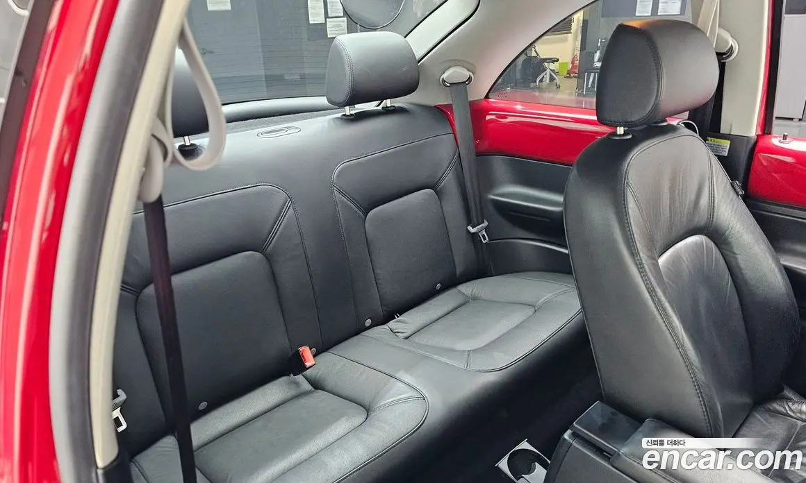 Volkswagen Beatle 2011 2.0 автомат (гидро), фото 11 Volkswagen Beatle 2011 2.0 автомат (гидро), фото 11