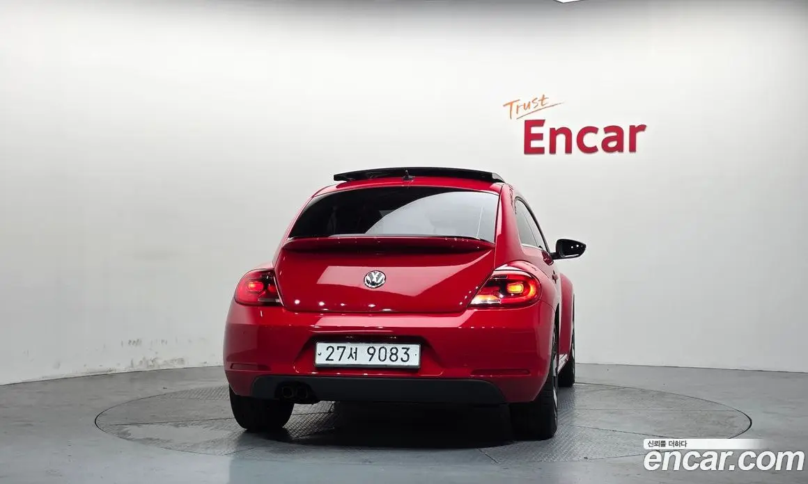 Volkswagen Beatle 2012 2.0 автомат (гидро), фото 4 Volkswagen Beatle 2012 2.0 автомат (гидро), фото 4